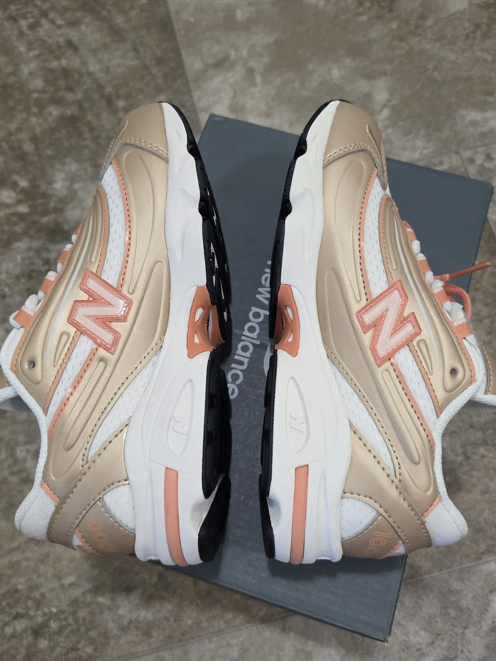 New Balance 1000 Kids Shoe Size 2.5
